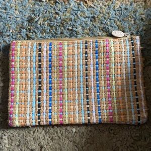 Ispy makeup bag